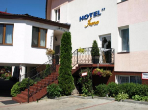 Hotel Irena in Morag